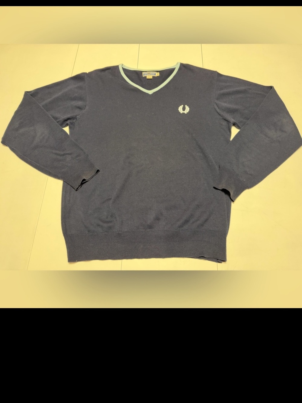 Fred Perry Men’s Navy V-Neck Sweater with Light Trim